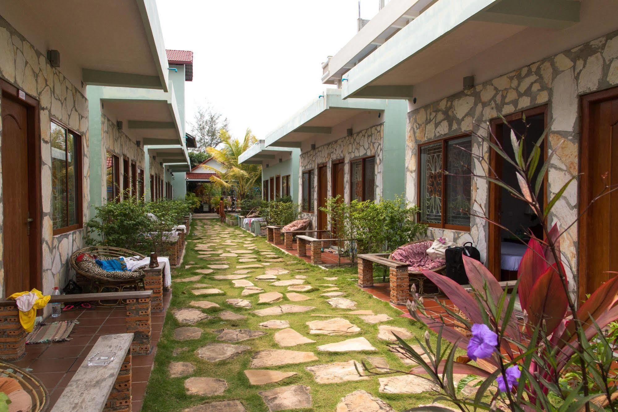 Golden River Resort Sihanoukville Exterior photo